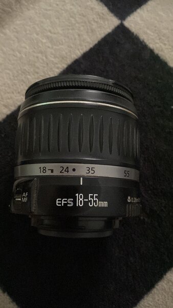 Vand aparat foto Canon EOS 1100 D